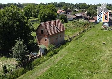 zlatibor kuca prodaja: Na prodaju kuća u Crvenoj Jabuci kod Uba površine 100m2 površina placa — 2
