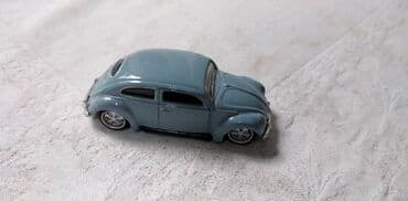 lektira za 7 razred cipela na kraju sveta: Burago VW buba oko 1:50 (7,5 cm.) China,cena za kom — 1