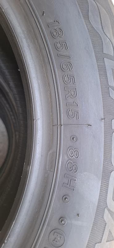 ms gume cena: 185 65 R15 Lassa. Prodajem 4kom polovne letnje auto gume dimenzije 185 — 8