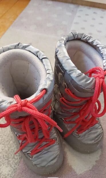 srebrne cipele: Čizme, Veličina - 28 — 1