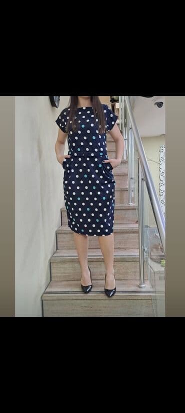 set za izlivanje noktiju: Elegantne haljine – 2 modela 1) Svečana duga haljina, tamnoplava - — 2