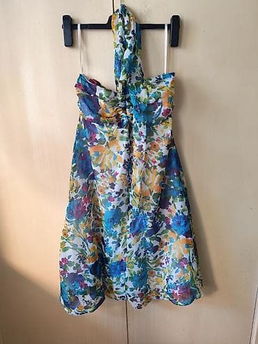 leprsave haljine do kolena: Haljina BLIND DATE women – veličina 36 - Letnja haljina sa cvetnim — 1