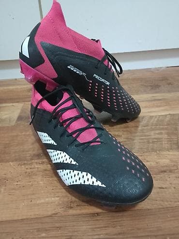 carbon traka: Kopacke Adidas Predator br 43 gaziste 275 mm su u odlicnom stanju sa — 6