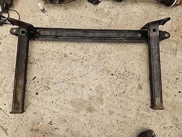 auto prikolice galeb cene: SINA PREDNJI MOST GREDA 1.6 ZA CITROEN C4 PICASSO ZA 2011. GOD — 2