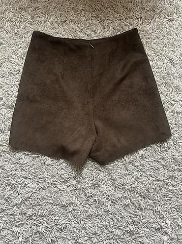 zara sive pantalone: Zara suknja/sorts XS — 2