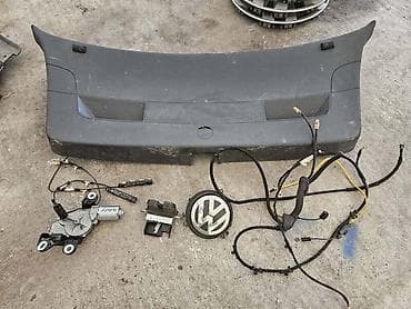 delovi za golf 5: TAPACIR GEPEKA MOTORIC BRISACA ZA VOLKSWAGEN GOLF 5 | instalacija — 1