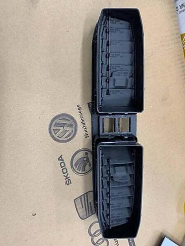 REŠETKA VENTILACIJE ZA VOLKSWAGEN CADDY - 2K05819728A | Rešetka