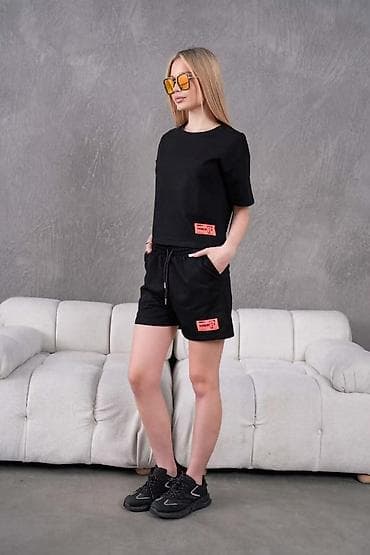 Komplet S M L XL. Cena 2000 dinara na lalafo.rs Komplet S M L XL. Cena 2000 dinara