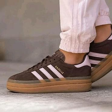 adidas 36,5: Gazelle
od 36 do 41 
 5000 din
PK🌛 — 5