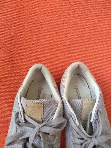 novi sad patike: Reebok patike, odgovaraju broju 40--- Reebok patike u kombinaciji — 2