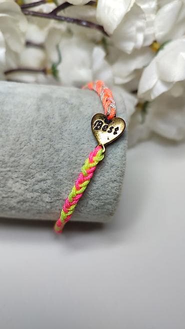 mona kais za torbu: Narukvica prijateljstva sa šarmom “Best” - Pletena narukvica od — 3