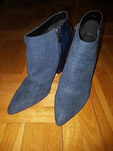 čizme za jahanje: Ženske čizme ( bata)
br. 41 — 2