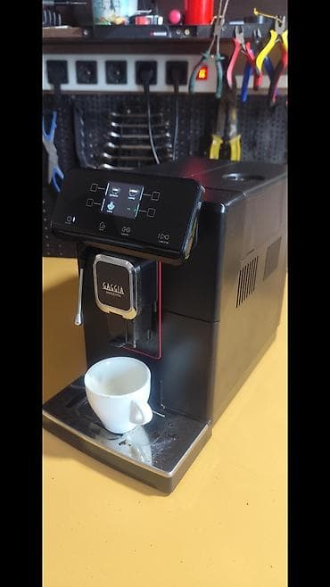 aparat za cedjenje voca: Gaggia Magenta – automatski aparat za kafu Aparat je servisiran — 4