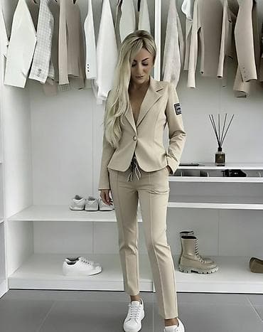 Kape i aksesoari: Komplet: 4000 dinara
Vel: S M L
Porucivanje u DM! 🌟 — 4