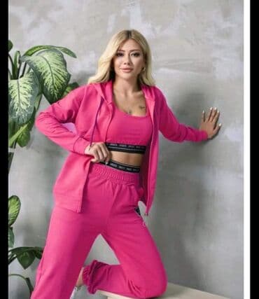 juicy couture komplet: Trodelni komplet 2600din
S m l — 1