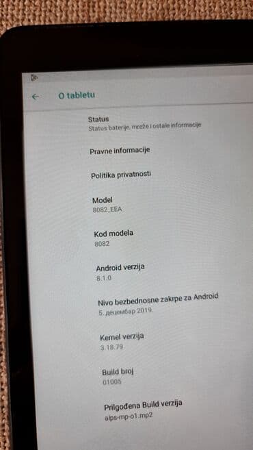 knjiga i zvucnik: Tablet 10 inca ko nov sve radi — 8