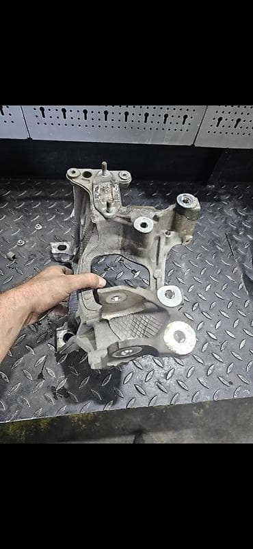 farovi bmw e39: AUDI A4 B9 ALU NOSAC MOTORA 8W0399296E | Vw audi delovi ALTINA ZEMUN — 2