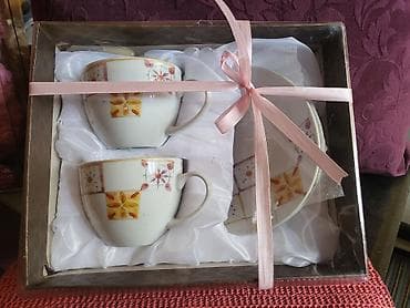 Solje nove porcelanske za dvoje. Komada. 2. Tacne. 13,5cm. Solje