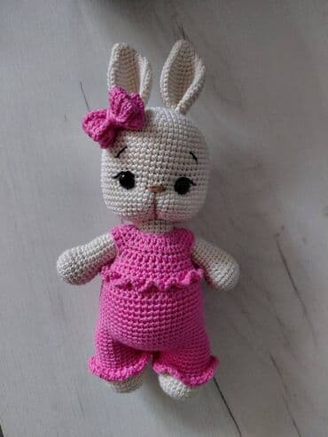 Pletena (heklana) igračka – zeka - Ručno heklani zeka od nežne