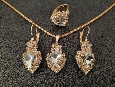 Setovi nakita: Pozlaćeni set. Ogrlica, minđiše i prsten. Slanje poštom. - — 2