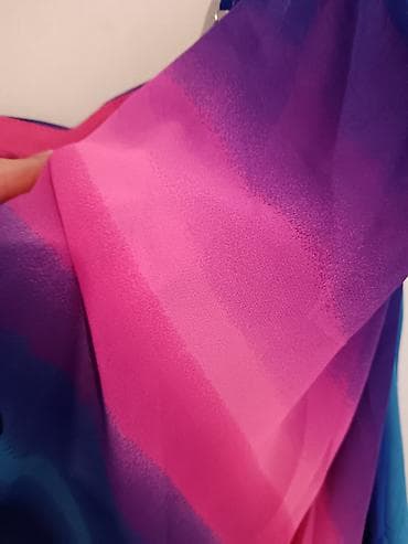 tech fleece s: Nova sa etiketom, naznačena veličina 46 — 2