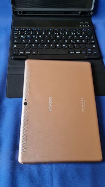 guess torba za laptop: Tablet sa maskom,blutut tastaturom, ima za 2 sim kartice, nov — 4