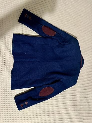 Dečiji sako, veličina 7 u modernoj kraljevsko-plavoj boji sa detaljima na lalafo.rs Dečiji sako, veličina 7 u modernoj kraljevsko-plavoj boji sa detaljima