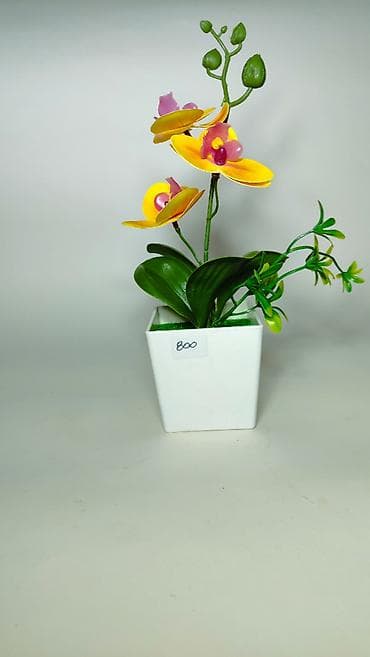 komode za spavaću sobu: Dekorativna veštačka orhideja u saksiji - Realistična žuta orhideja — 2