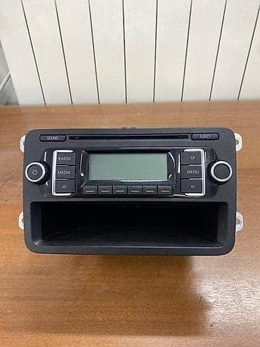 RADIO ZA VOLKSWAGEN GOLF 6, GOLF 5 - 1K0035156B | Radio za Golf 6