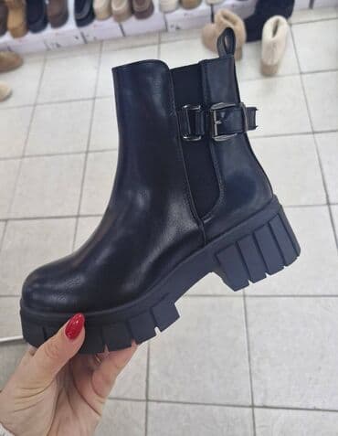 Venčanice i aksesoari: Čizme — 1