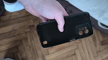 najmanji android telefon: Realme C31 (model RMX3503) - Ekran: veliki LCD sa notch-om u obliku — 7