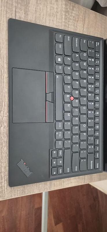 samsung a6 tablet: Lenovo ThinkPad X1 Tablet Gen 3 – 2‑u‑1 poslovni uređaj - Model — 2
