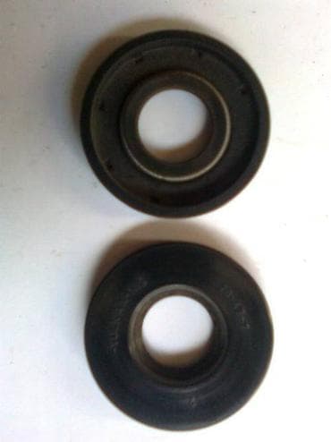 Prodajem semering sa slikedimenzija 20mm x 47mm x 7mm, proizvodjac