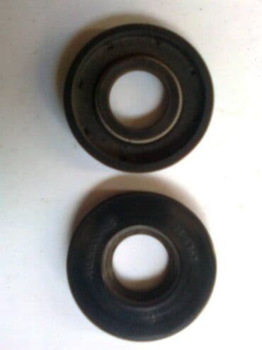 zimske gume novi pazar: Prodajem semering sa slikedimenzija 20mm x 47mm x 7mm, proizvodjac — 1