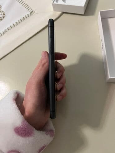 iphone 13 pro polovan cene: Apple iPhone iPhone 11, 64 GB, Crn, Face ID — 3