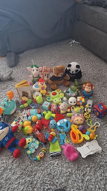 igracke za decu beograd: Veliki set dečijih igračaka – raznovrsni komadi za bebe i malu decu — 2