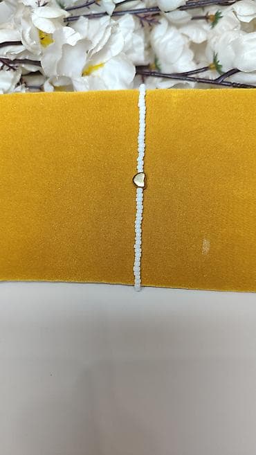 dzepni sat cena: Minimalistička narukvica od perlica - Materijal: sitne staklene perle — 3