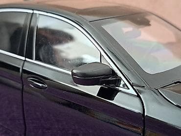 crevna formula 1 cena: BMW 530LI G30 1:18 "Long" NOVO! Model BMW 530LI G30 "Long" — 8