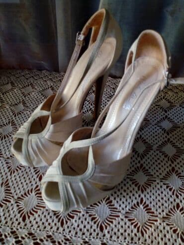 make up: Sandals, 38 — 5