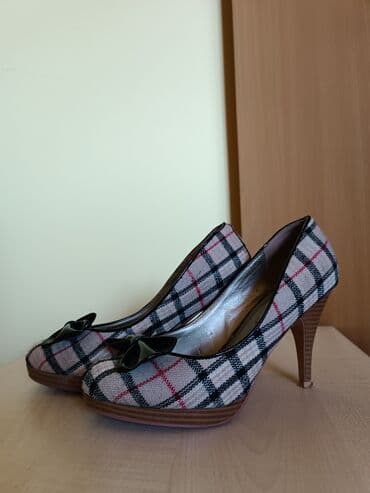 vuneni prsluci sa zlatibora: Pumps, 37 — 5