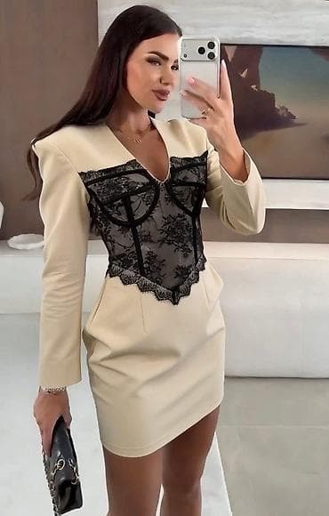 Lične stvari: Elegantna mini haljina sa korzet detaljem od čipke Univerzalna — 4