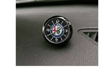 adapter za auto upaljač sa 220v na 12v: Sat za automobil - ALFA ROMEO Sat sa logom ALFA ROMEO. Izuzetno lep — 4