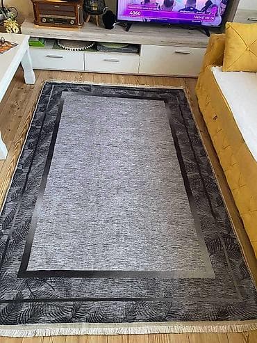 150 x230
Cena 4800 din na lalafo.rs 150 x230
Cena 4800 din