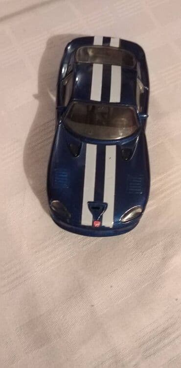 makete automobila 118: Burago Dodge Viper RT10,1:43,Italy sa gumama na tockovima,ocuvan — 2