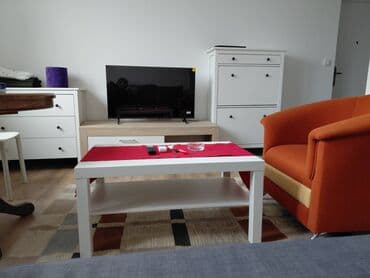 Placevi: 1 soba — 3