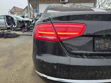 ic lampa: ŠTOP LAMPE ZA AUDI A8 OD 2011. DO 2013. GOD — 1