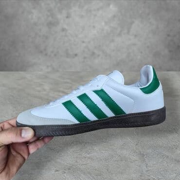 stradivarius jakna sa krznom: Trainers, size - 46 — 2