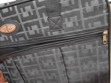 teget torbe: Medium suitcase, color - Black — 8