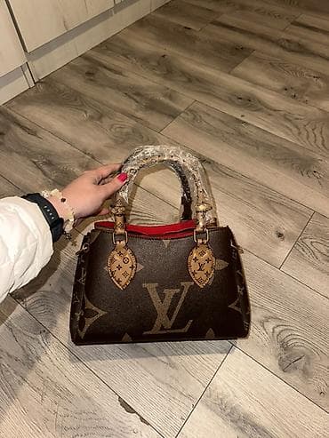 planeta torbe: Ženska torba – monogram motiv - Materijal: čvrsta eko koža sa — 4