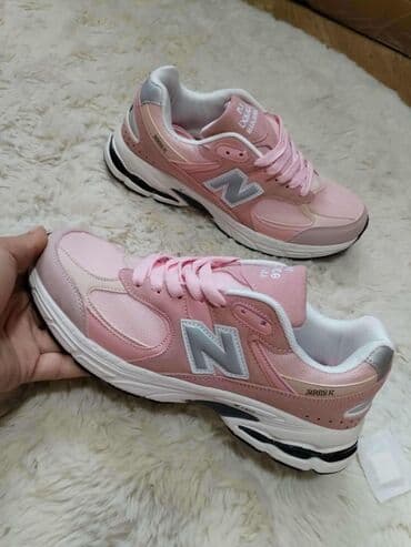uggs beograd: New Balance — 4